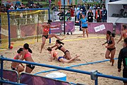 Deutsch: Beachhandball bei den Olympischen Jugendspielen 2018; Tag 5, 10. November 2018; Mädchen, Hauptrunde - Chinese Taipei (Taiwan)-Niederlande 1:2 English: Beach handball at the 2018 Summer Youth Olympics at 11 October 2018 – Girls Main Round – Chinese Taipei (Taiwan)-Netherlands 1:2