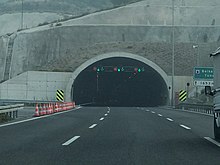 Belkahve Tunnel 01.jpg