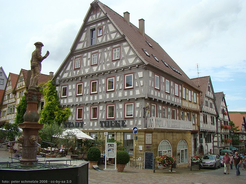 File:Besigheim-stadtapotheke.jpg