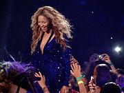 Beyonce B-Stage Montreal 2013.jpg