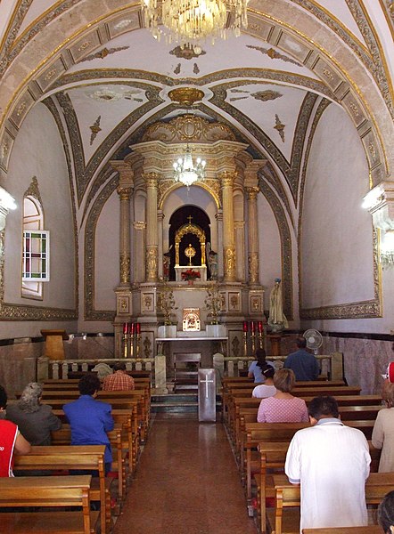 442px-Blessed_Sacrament_Chapel_interior.jpg (442×600)