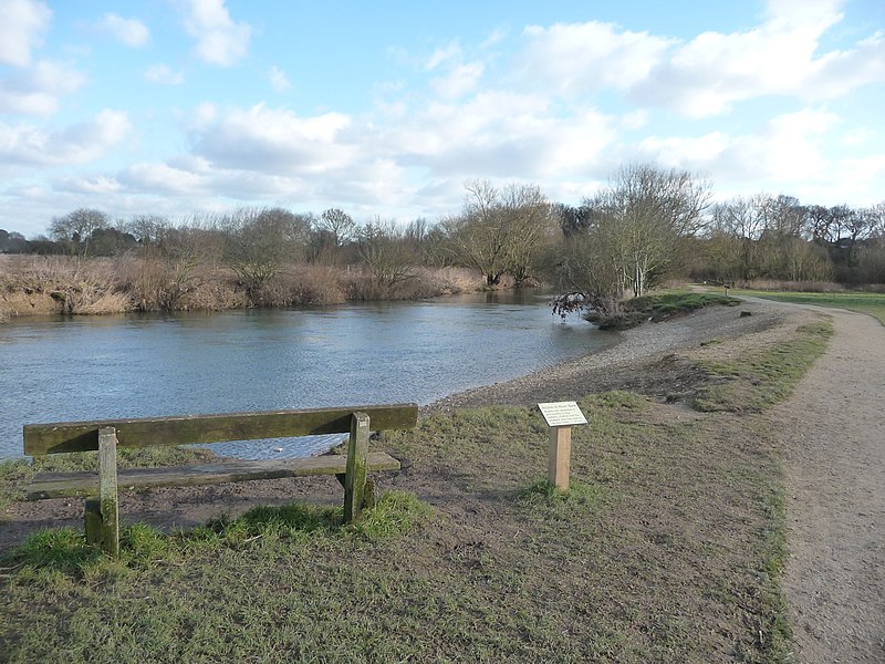 File:Bournemouth , The River Stour - geograph.org.uk - 1704376.jpg