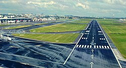 Brussels Airport Runway 25 R.jpg