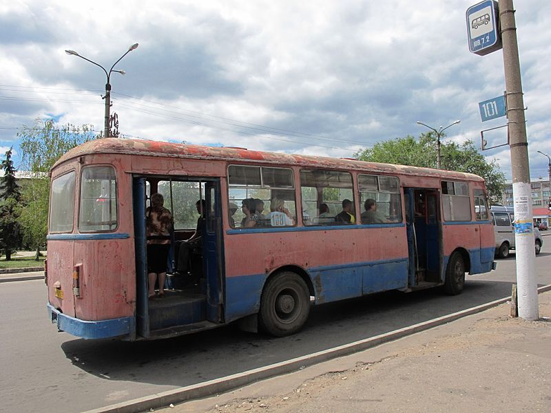 File:Bus in Uryupinsk, Russia.JPG