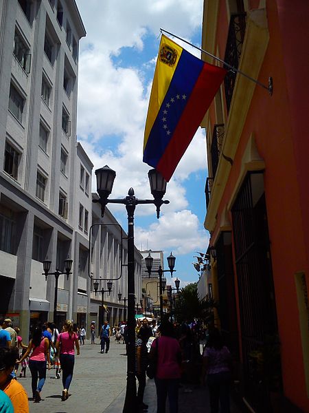 File:CalleTricolor.jpg