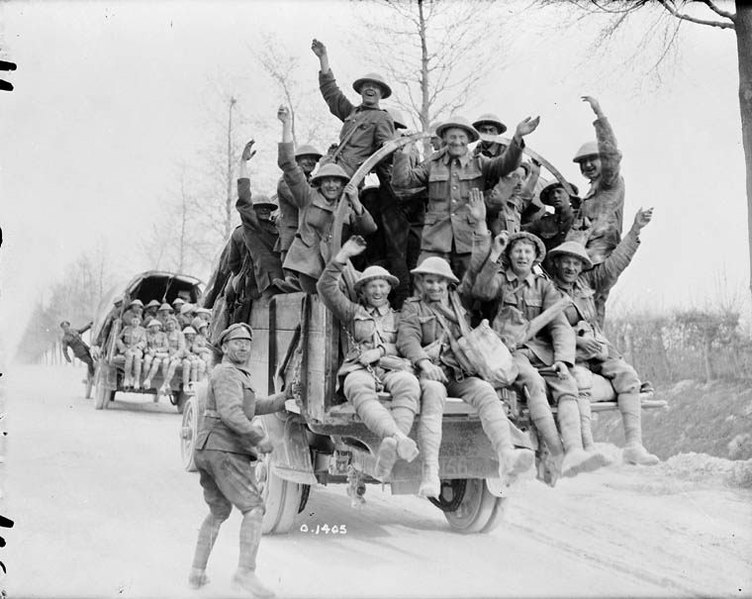 File:Canadian troops returning from Vimy Ridge LAC 3194757.jpg