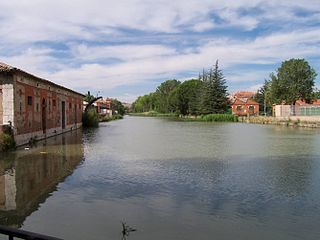 Vista del canal en sus últimos metros (Valladolid)