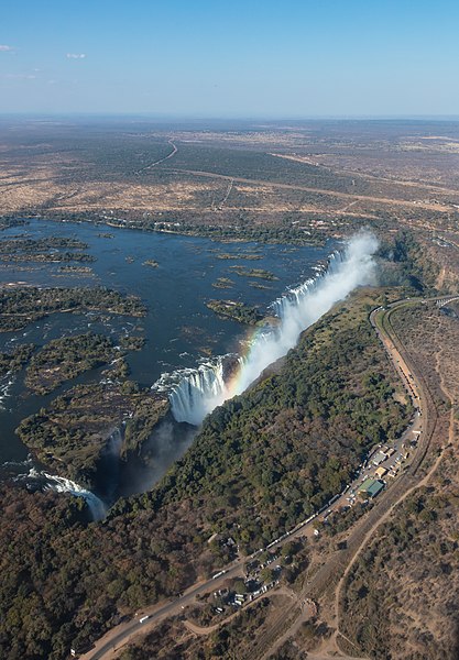 File:Cataratas Victoria, Zambia-Zimbabue, 2018-07-27, DD 09.jpg