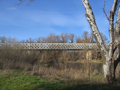 Le pont de Tabarka vu depuis la rive droite de l'Orb, côté Maraussan, le 4 décembre 2007.