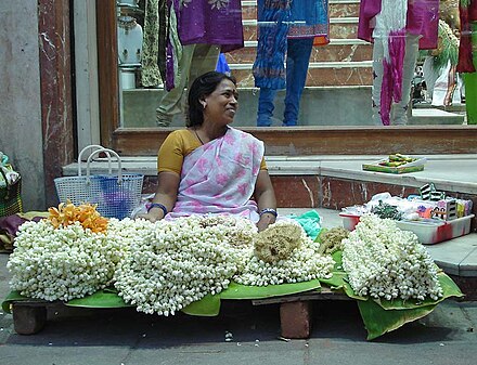 Chennai jasmine vendor at Pondy Bazaar