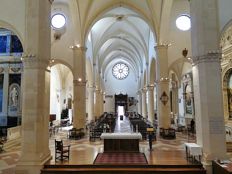 File:Chiesa di Santa Corona veduta 14.jpg