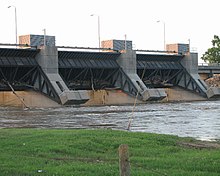 Esclusa y presa de Chouteau - Condado de Wagoner, Oklahoma.jpg