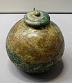 緑瑠璃壺（国宝） 東京国立博物館展示。