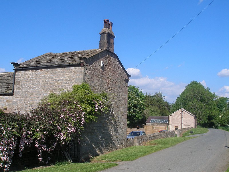 File:Crag Hill - geograph.org.uk - 3497710.jpg