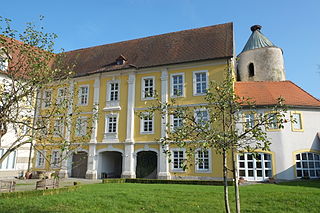 <span class="mw-page-title-main">Dürrwangen</span> Municipality in Bavaria, Germany