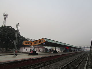 <span class="mw-page-title-main">Dalkhola railway station</span> Railway station in Dalkhola, India