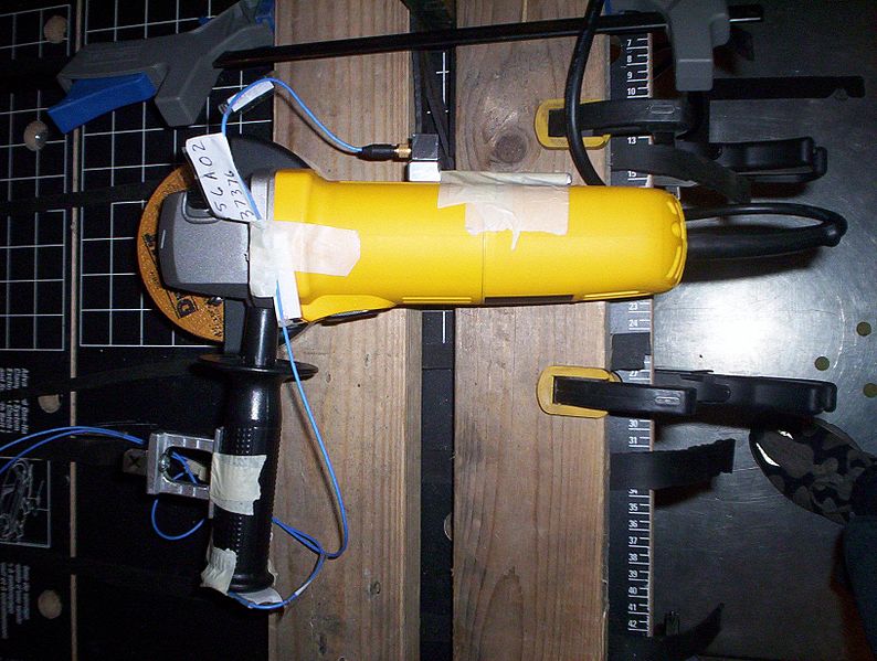 File:DeWalt DW818 loaded.jpg