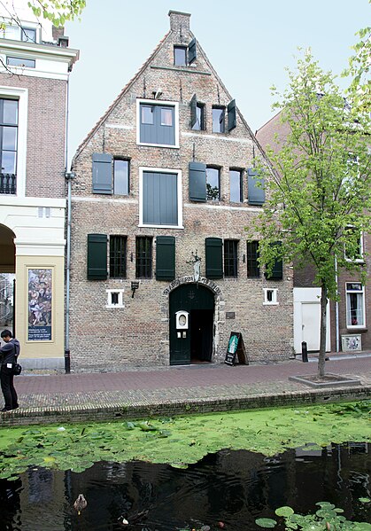 File:Delft-22-Stadsherberg de Mol-2010-gje.jpg