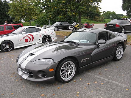 Вайпер 5. Dodge Viper 1999. Dodge Viper 1 поколение. Додж Вайпер 1999. Dodge Viper 1992.