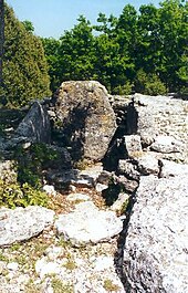 Verdoline Dolmen.jpg