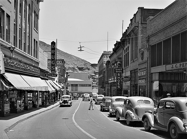 Downtown Bisbee, May 1940.