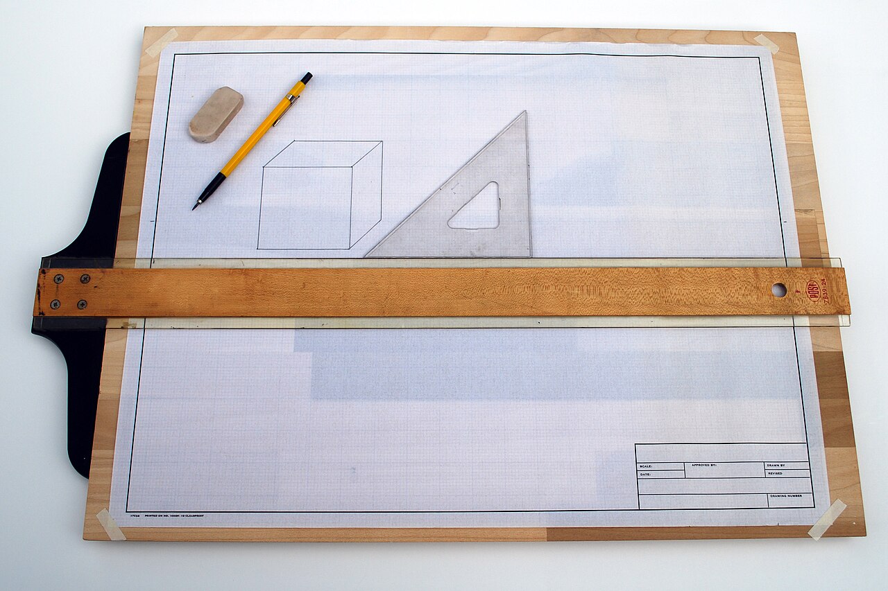 File:Drafting board with T Square.jpg - Wikipedia