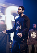 Drake at Bun-B Concert 2011 (1).jpg