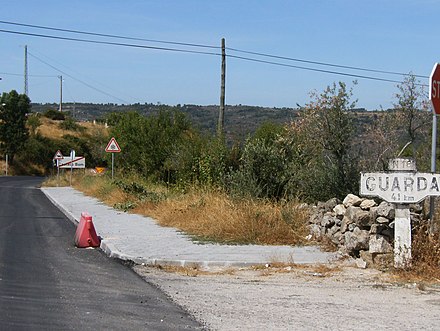 Section of the old road between Aveiro and Vilar Formoso. Completed in the 1930s as the National Road No. 8 of 1st class (EN 8-1ª), it became the National Road No. 16 (N 16) under PRN 1945. For decades, this was the most-direct road link between Portugal and the rest of Europe.