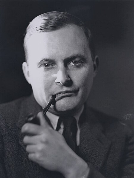 File:Edward Upward, c. 1937.jpg