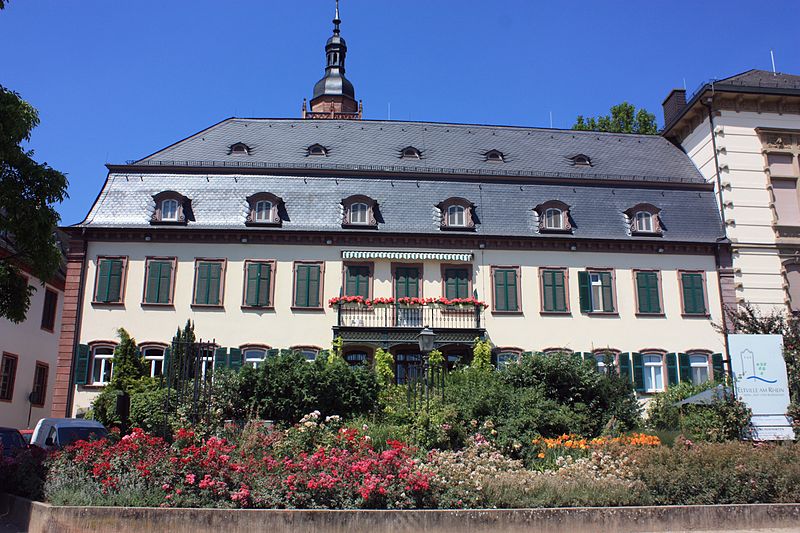 File:Eltville Platz von Montrichard Haus zur Rose 2.JPG