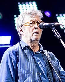 Clapton vystupuje v Royal Albert Hall v květnu 2017.
