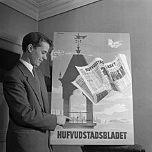 Erik Bruun in 1954 with a poster. Erik-Bruun-1954.jpg
