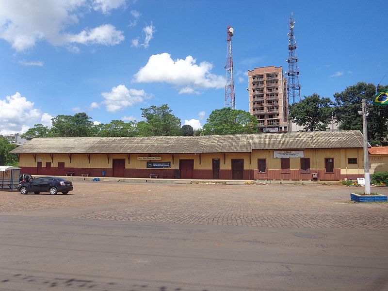 File:Estação da Estrada de Ferro no município de EstaçãoRS.jpg