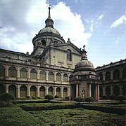 Patio de los Evangelistas, parte del mismo monasterio de El Escorial.
