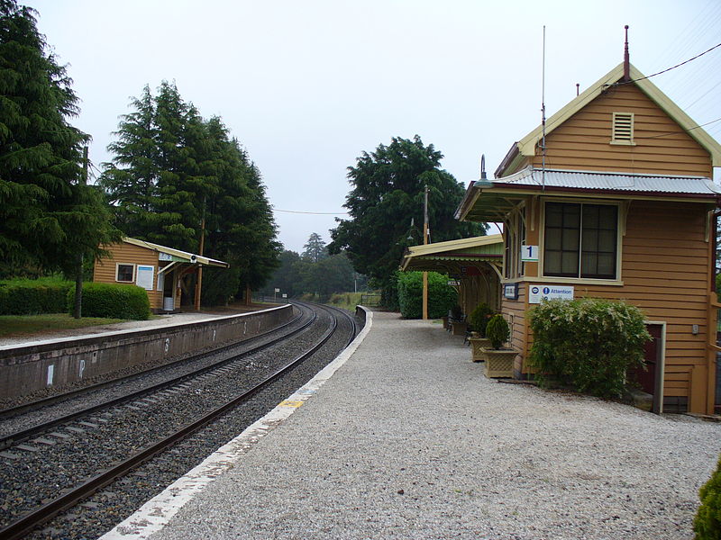 File:ExeterRailwayStation.JPG