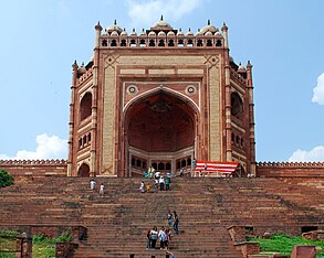 Fatehpur Sikri: Arkitektura, Demografia, Administrimi