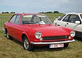 Une Fiat 124 Coupé de 1967, la voiture d'Evan Evans.