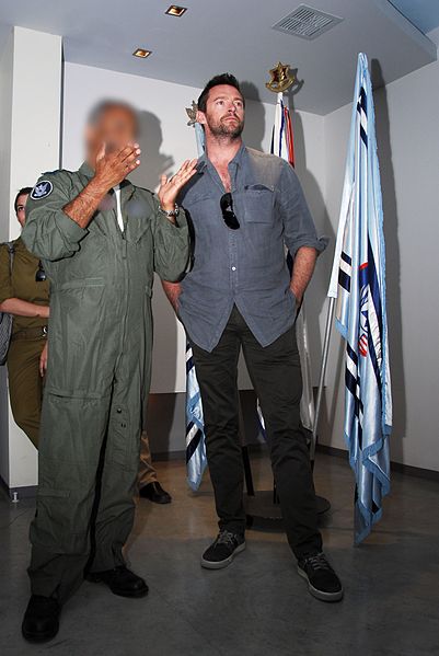 File:Flickr - Israel Defense Forces - Actor Hugh Jackman Visits IAF Base.jpg