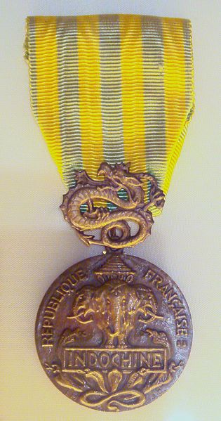 File:French Indochina medal law of 1 August 1953.jpg