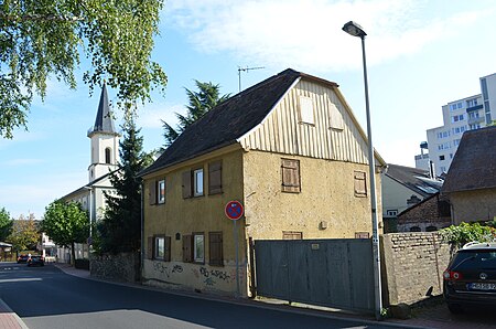 Friedrichsdorf, Taunusstraße 4