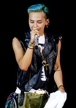G-Dragon 2012