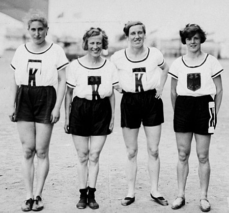 German women 4x100m team 1928 Olympics.jpg