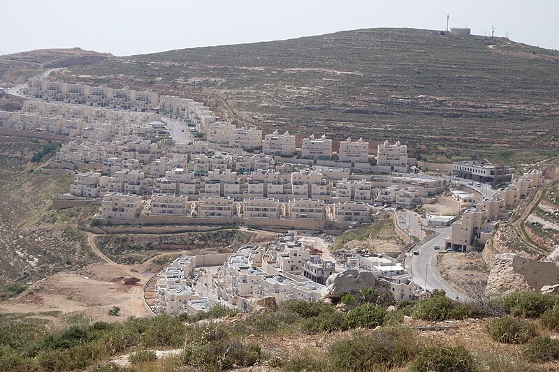 File:Givat za'av Agan HaAyalot.JPG