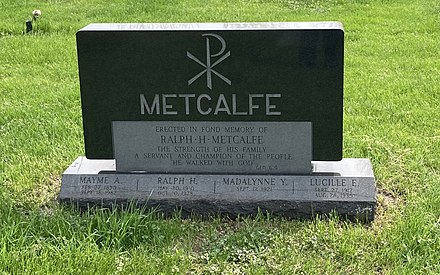 Metcalfe's grave at Holy Sepulchre Cemetery