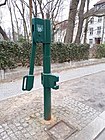 Grunewald Caspar-Theyß-Straße water pump-001.jpg