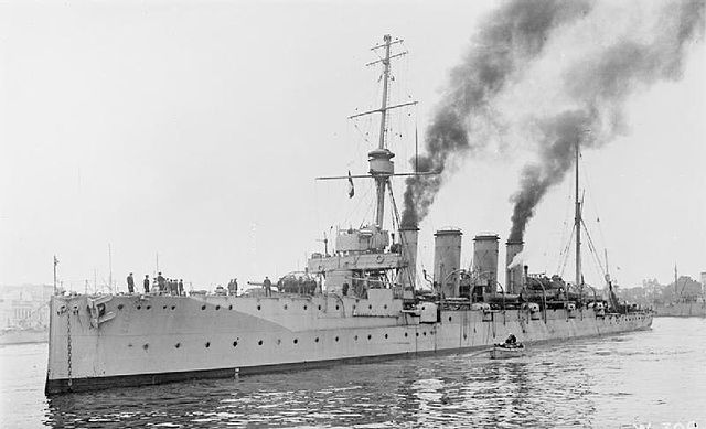 HMS Gloucester, one of the Town class, in 1917