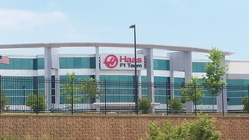 File:Haas F1 team US HQ.jpg