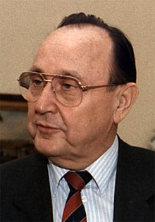 ファイル:Hans-Dietrich_Genscher_(1989).jpg