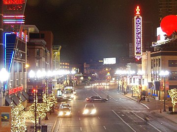 File:Hennepin_Avenue-Minneapolis-2006-12-14.jpg