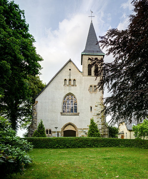 File:Herz-Jesu-Kirche-Sevinghausen-2013.jpg